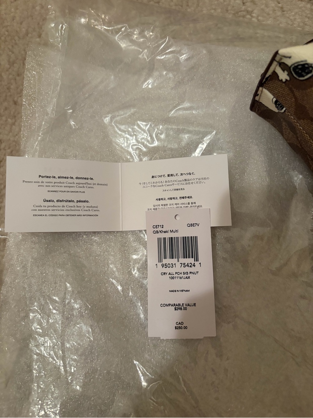 Coach x Peanuts Men’s Carry All Pouch - Picture 6 of 6